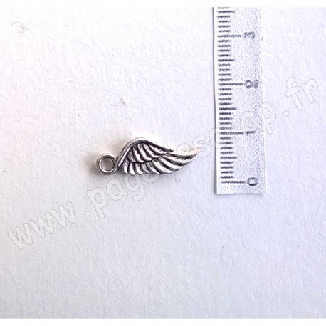 SCRAPBERRY'S CHARMS ANGEL WING 8 x 21 mm